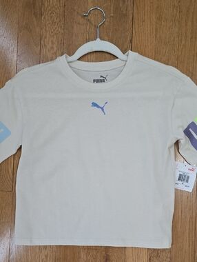 PUMA SIGNATURE BRAND GIRL'S CREAM SHORT SLEEVE COTTON TEE-SHIRT SIZE MEDIUM